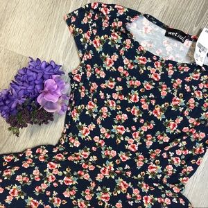 🌹NWT🌹 Wet Seal Floral Cap Sleeve Skater Dress